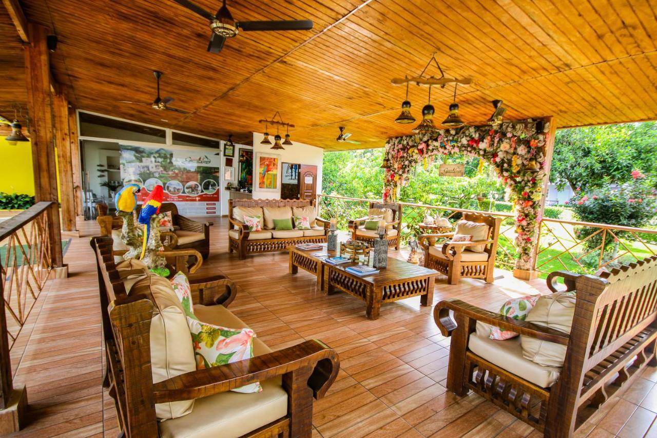Deluxe Suites Guacamayos - Eco-Lodge & Swimming Pool Bonao Extérieur photo