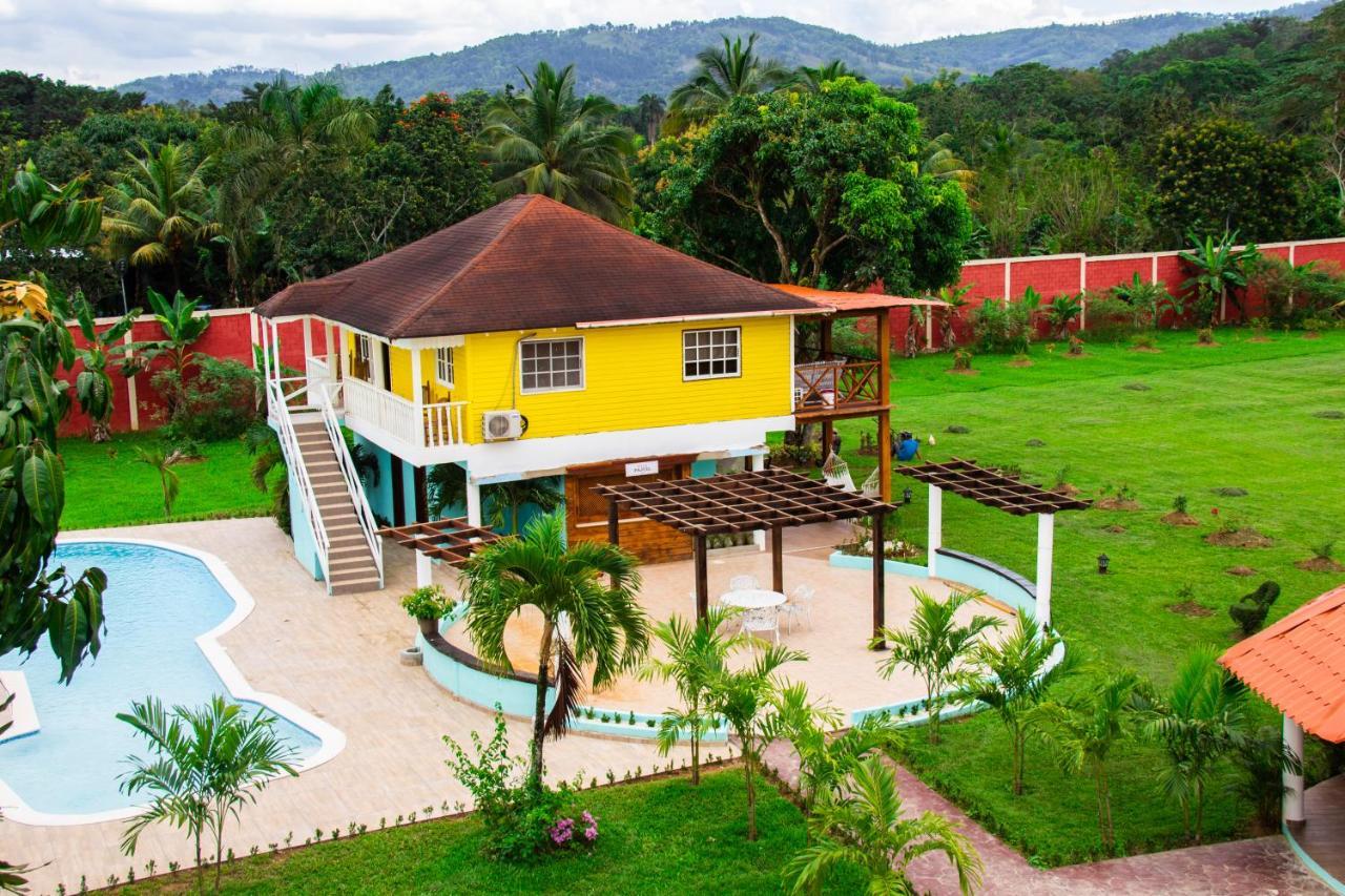 Deluxe Suites Guacamayos - Eco-Lodge & Swimming Pool Bonao Extérieur photo