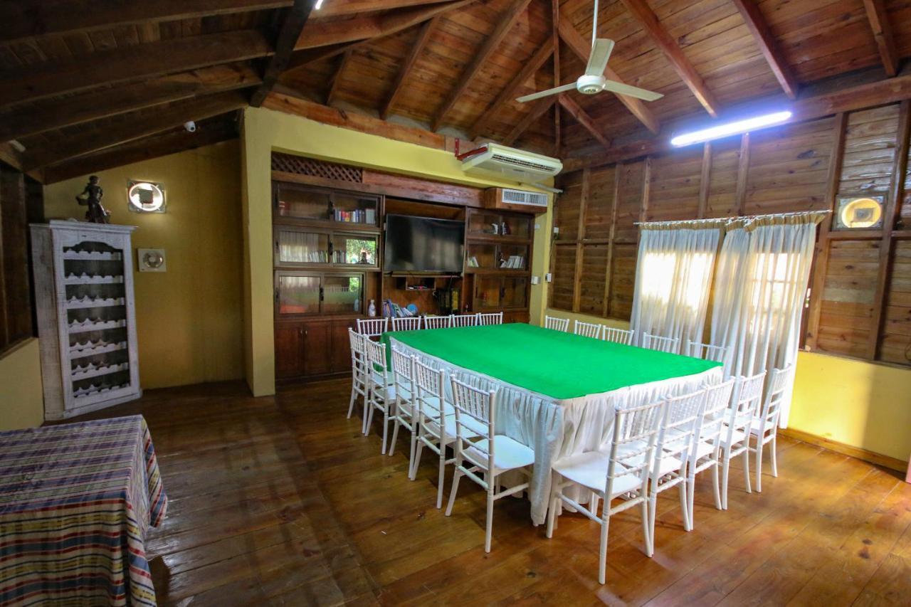 Deluxe Suites Guacamayos - Eco-Lodge & Swimming Pool Bonao Extérieur photo